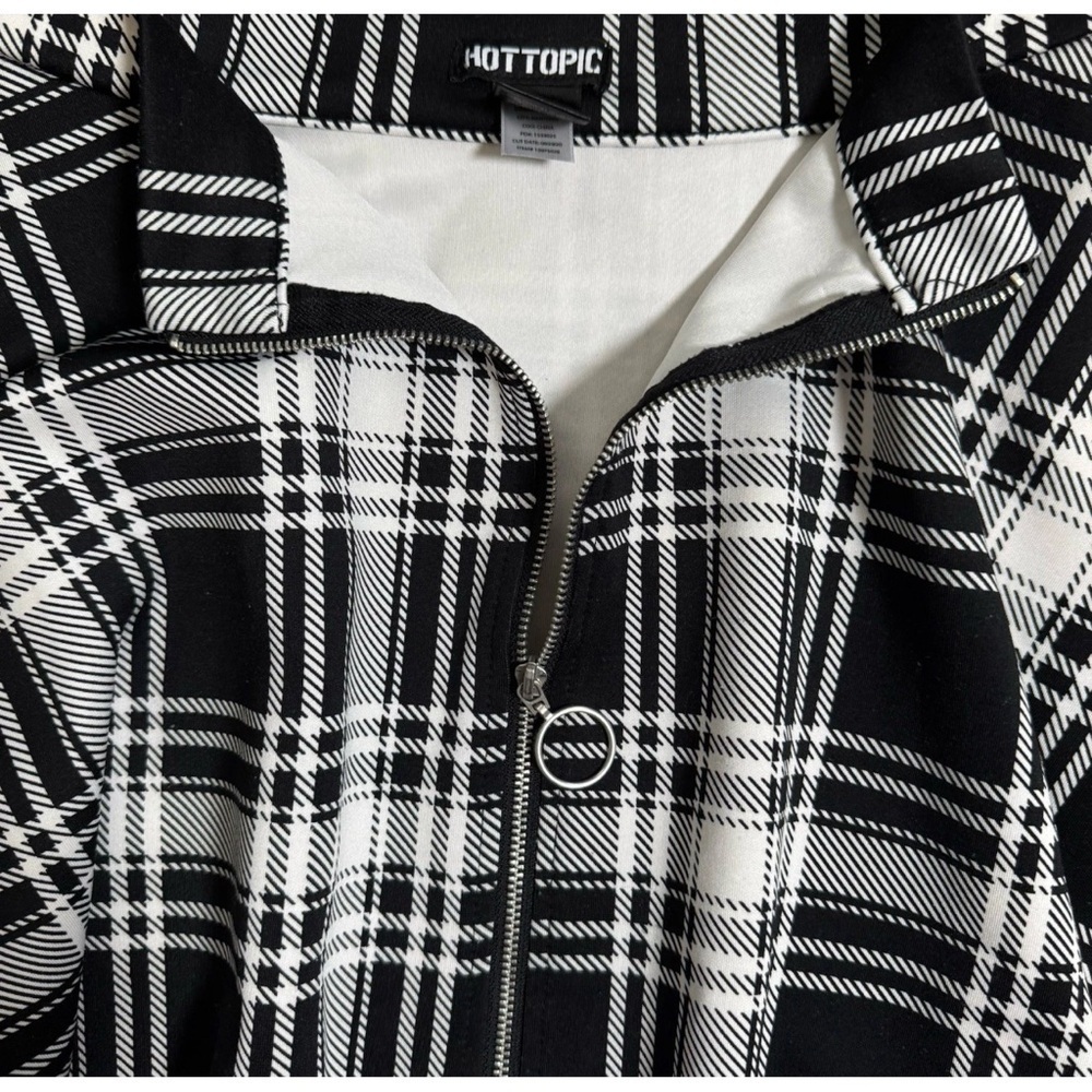 Hot Topic Plaid Mini Skirt White Black O-Ring Front Zip Size Small Skater Punk - Picture 4 of 6